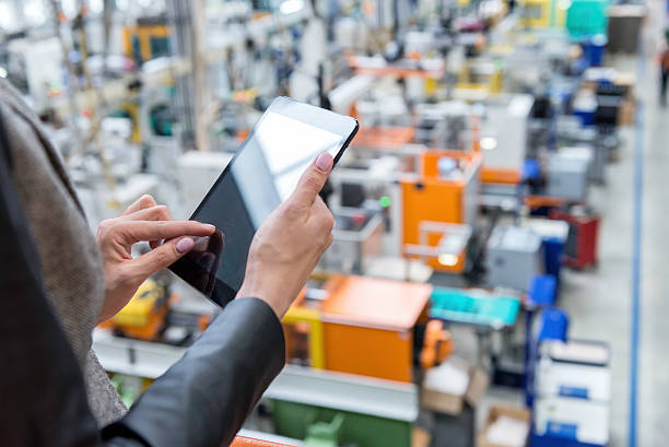 Services de camionnage et services d’expédition ?